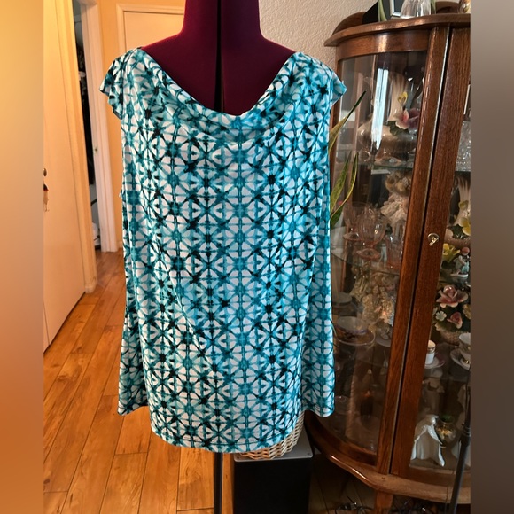 Kasper Blue/Green Cape Short Sleeve Top. Size L - Picture 2 of 3